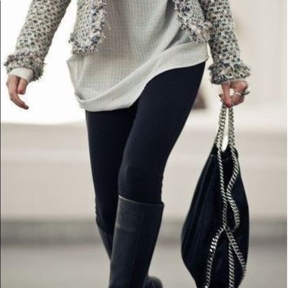 OS Solid Black (Noir) Butter Soft Leggings - Picture 3 of 4